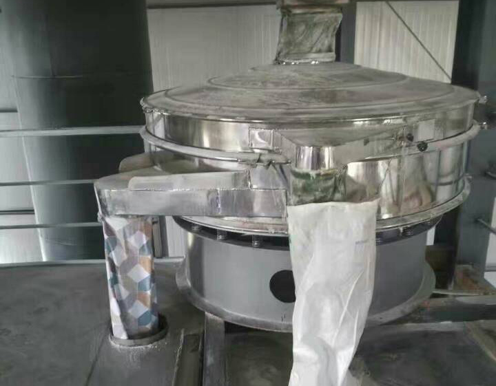 三次元振动筛